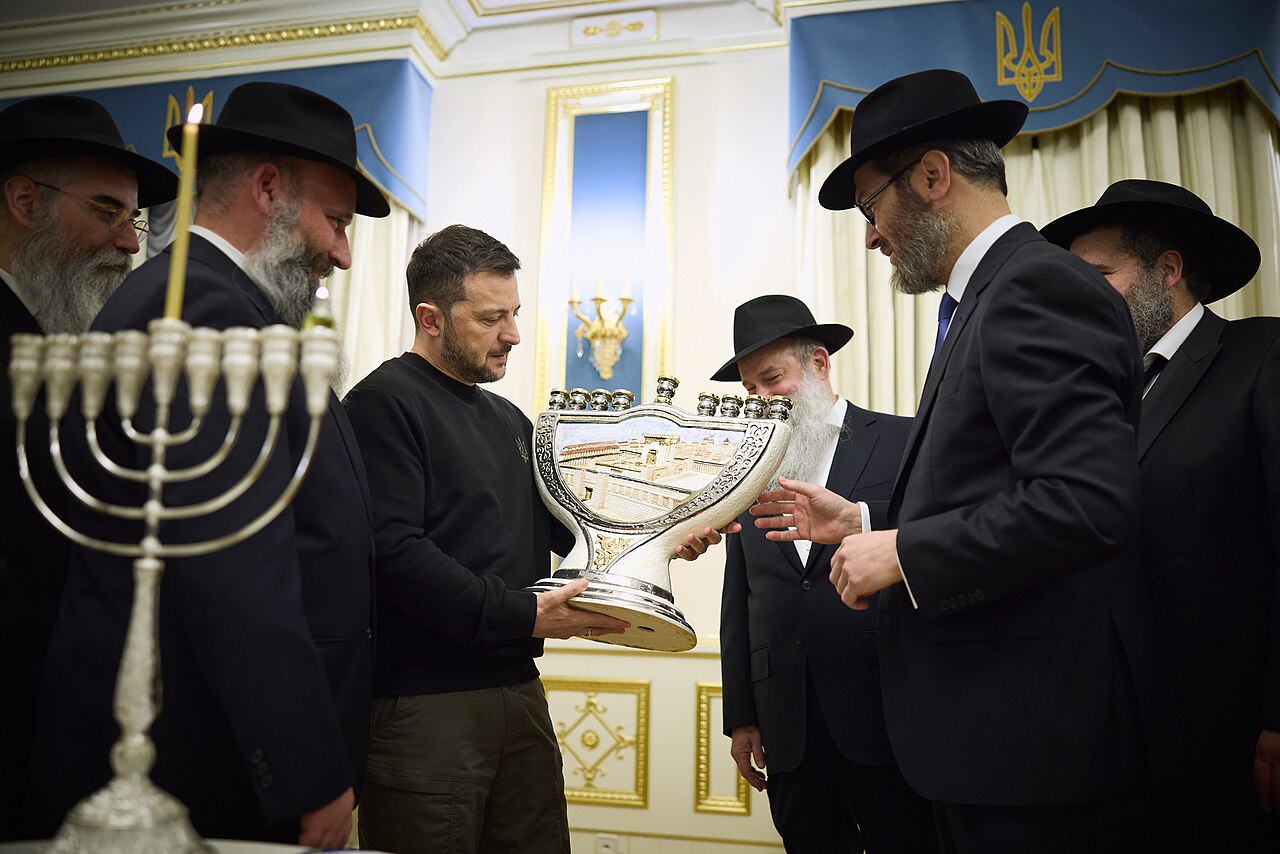 candle prayer light (foto: President Of Ukraine / CC0, Wikimedia Commons)