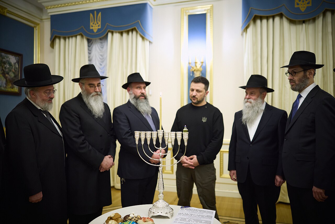 candle prayer light (foto: President Of Ukraine / CC0, Wikimedia Commons)